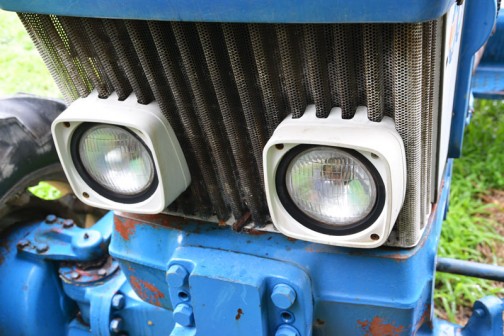 FORD tractor 6610　フォードトラクター6610　1982年から1993まで作られ、これはイングリッシュフォードでたぶん1986年製。一説によれば82馬力4.4リッター4気筒ディーゼル。