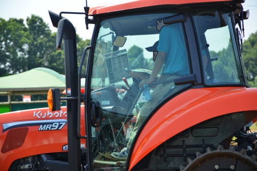 クボタトラクター　レクシア　Kubota tractor REXIA MR97QMAXWUPC2　価格￥10,072,080・・・と、こちらは一千万オーバー。