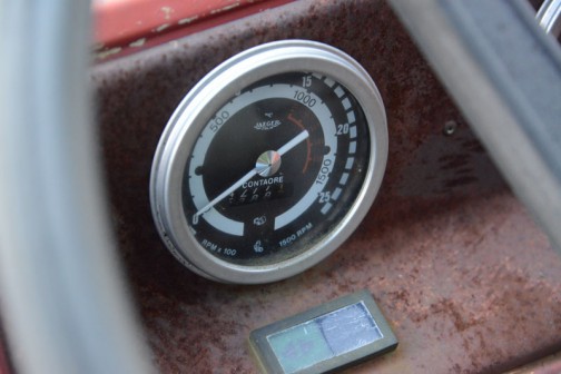 燃料計と温度計はJAEGER製