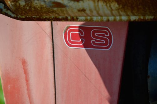 僕的注目点のもう一つはこれ。「CS」ステッカー。パワステのステッカーが貼ってあるSDを見たことがありますが、CSだから違いますよね？　なんでしょう・・・Cool Steering？　シバウラは未解決がいっぱいです。