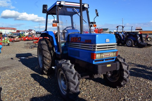 ISEKI Tractor T825