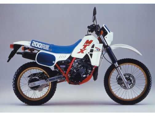 1985年にMTX200R。