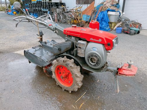 ネットオークションで見つけてきたマメトラHM型です。