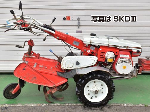 また、こちらはネットオークションで見つけてきたマメトラSKD（写真は三菱エンジン搭載のSKDⅢ型です）です。