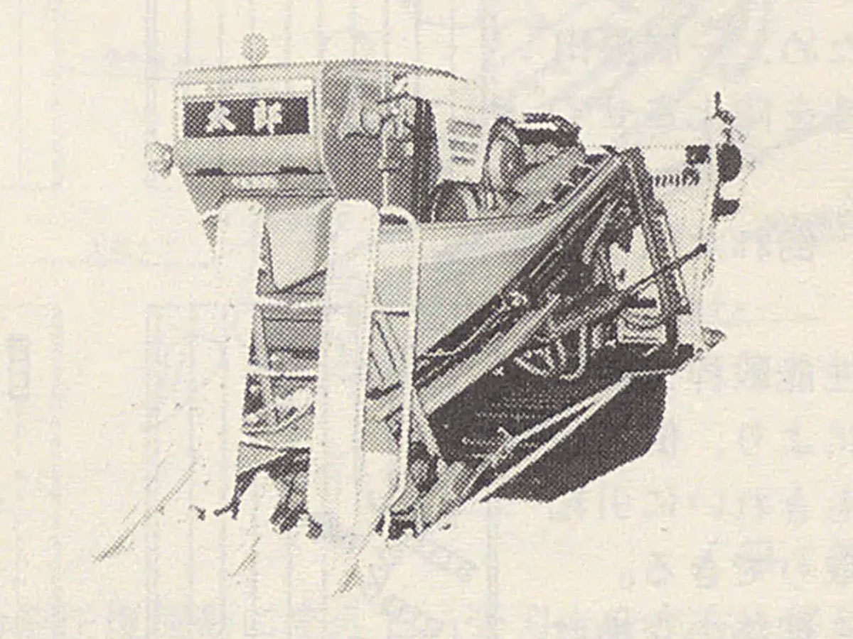 HD700Fです。これは売っている名前で、運輸省の型式認定資料のH3型は井関が1973年に申請したコンバインでエンジンは552ccのヰセキKF1320（カワサキエンジン）であるということしかわかりません。