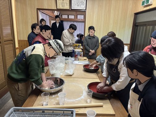 そのあとに実地でそれぞれ打ってみます。もちろん自分で打ったものはその後食べます。