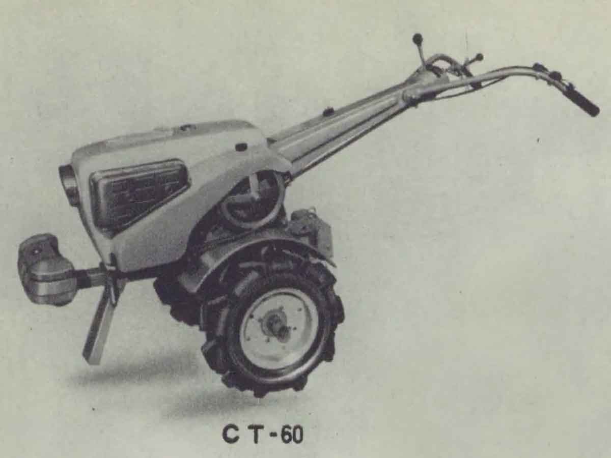 CT60拡大します。資料によれば農耕作業用軽自動車運輸省型式認定番号農252号三菱CT60型となっています。