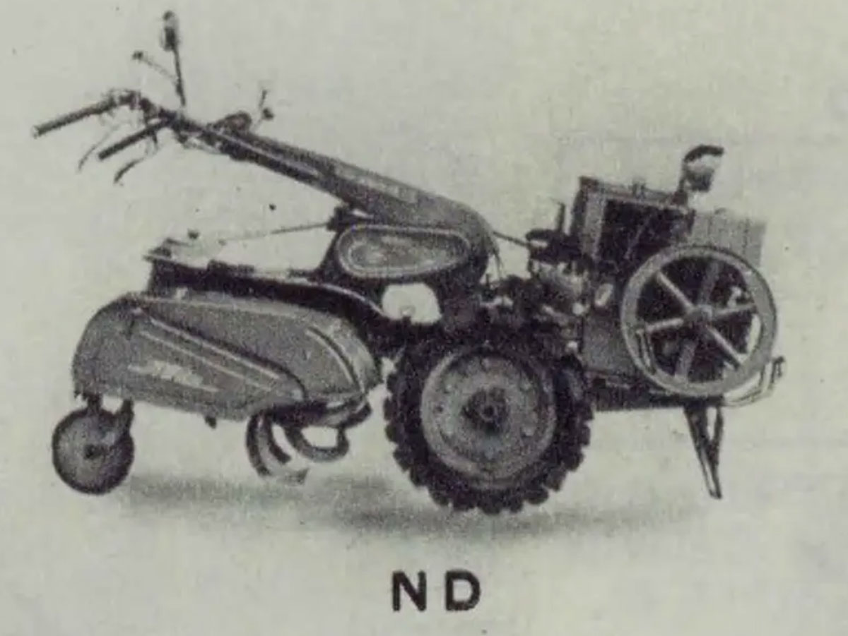 拡大します。ロータリー式の耕運機でOEMなのかもしすがれませんが発動機も野田式5A型という500ccクラスのエンジンを搭載しています。60年といえば野田産業が上場した年で結構大きな会社となっていたようですのでエンジンももしかしたら生産していたかもしれません。
