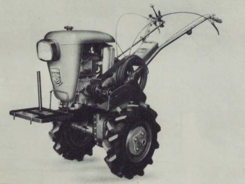 拡大します。冒頭にも書きましたが、ガソリンエンジン搭載の管理機に溶接面をかぶせたような形をしています。