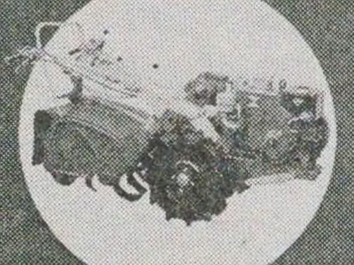 ぼんやりしすぎていて形もわかりませんが、オークションでも見つからないので仕方ありません。