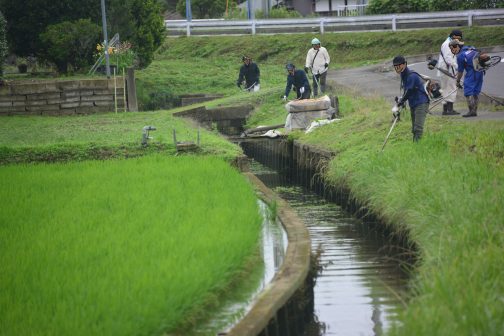 まずは西に向かって・・・