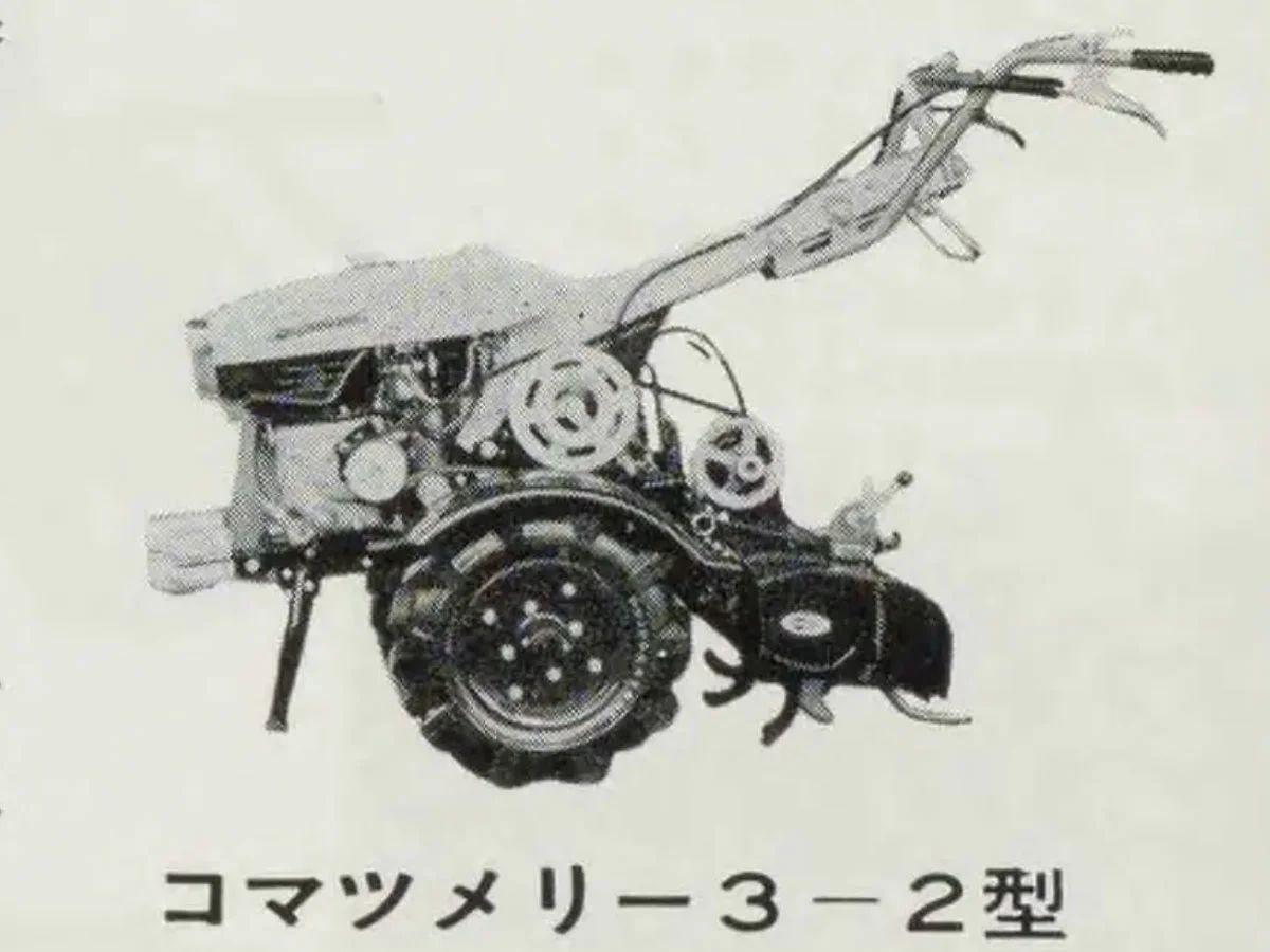 どういうわけだかこのように売っている名前と運輸省型式が違うことが多く、それを結ぶのには苦労させられます。今は小松の運輸省型式がWMで始まることが多い・・・というのを知っていて、かつコマツメリー2、とか3はそれぞれWM02、WM03という運輸省型式だということを知っていますから、このコマツメリー3-2型はWM032ではないだろうか？という推測ができます。